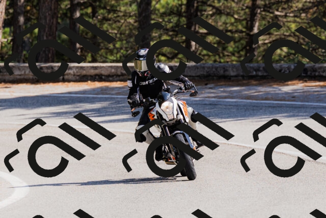 202509131440-_04A9007_c3