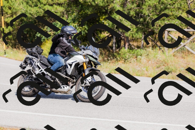 202509131442-_04A9034_c3