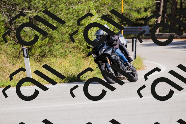 202509131442-_04A9040_c3