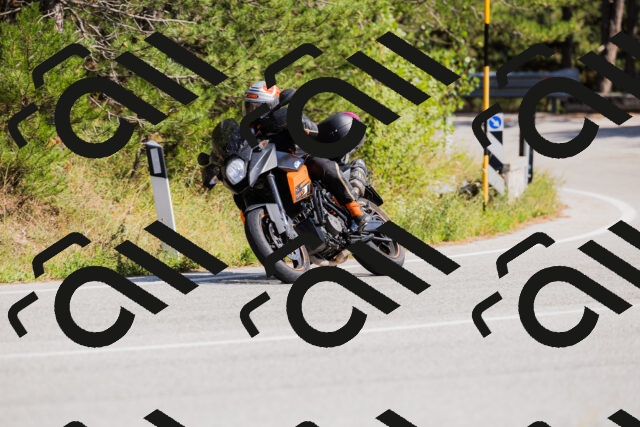 202509131444-_04A9056_c3