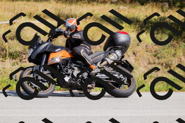 202509131444-_04A9058_c3