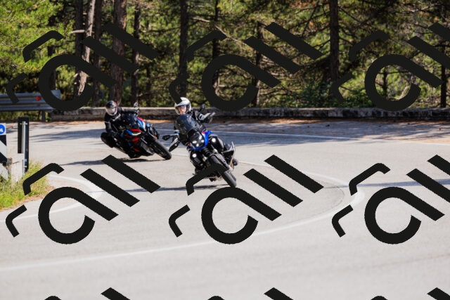 202509131445-_04A9075_c3