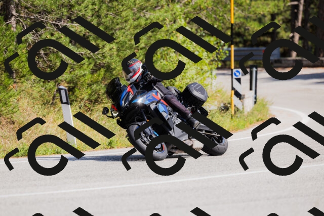 202509131445-_04A9079_c3