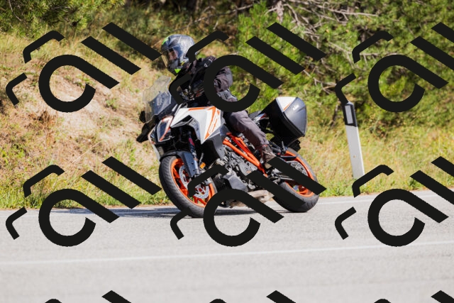 202509131448-_04A9121_c3