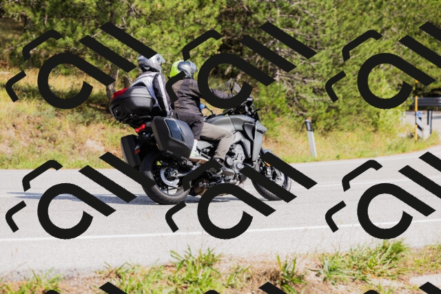 202509131457-_04A9180_c3