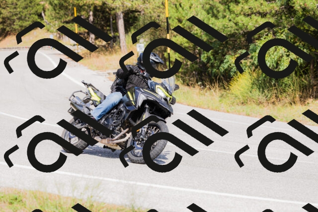 202509131506-_04A9270_c3