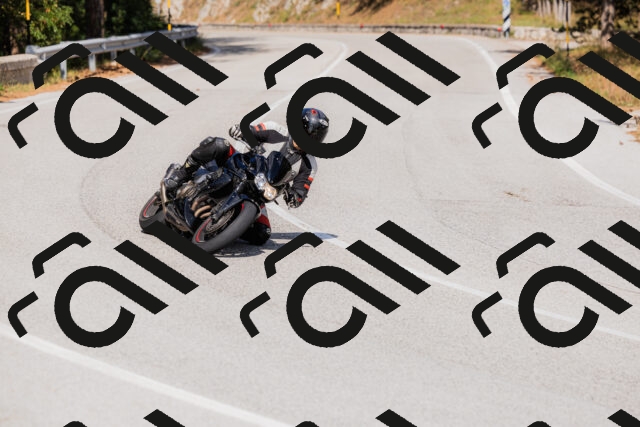 202509131507-_04A9279_c3