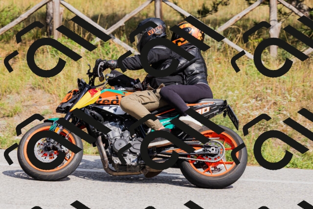 202509131510-_04A9307_c3