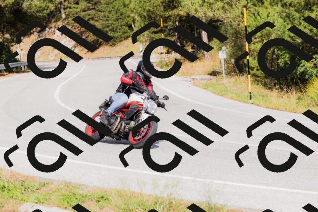 202509131514-_04A9354_c3