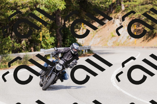 202509131514-_04A9358_c3