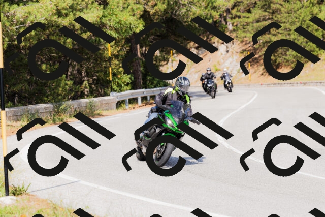 202509131519-_04A9435_c3