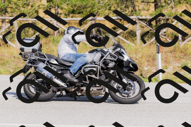 202509131530-_04A9578_c3