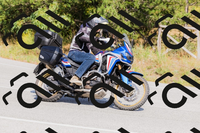 202509131535-_04A9627_c3