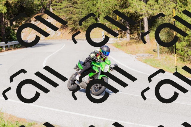 202509131537-_04A9639_c3