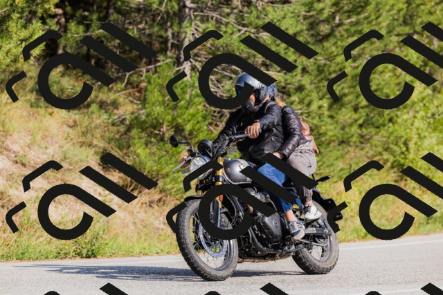 202509131542-_04A9672_c3