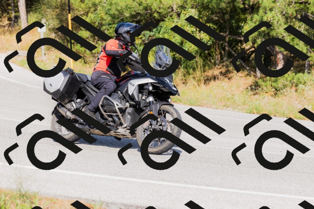 202509131550-_04A9744_c3