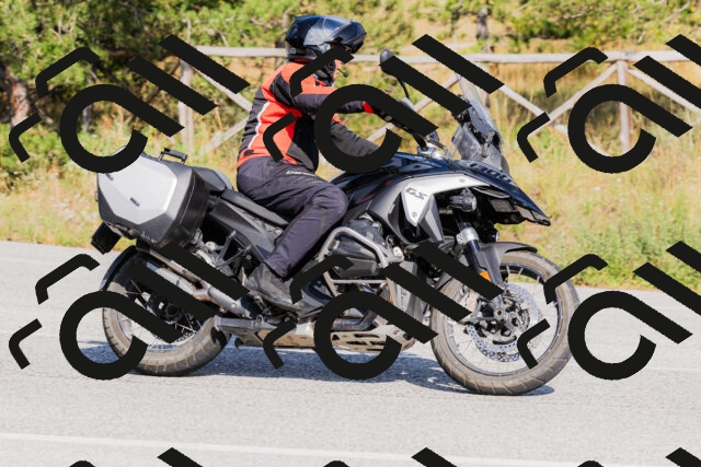 202509131550-_04A9745_c3