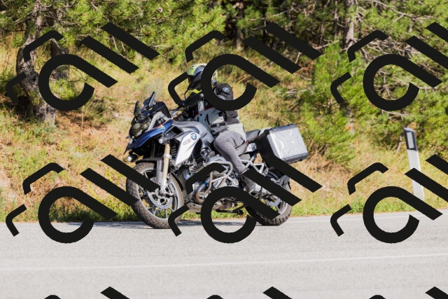 202509131551-_04A9765_c3