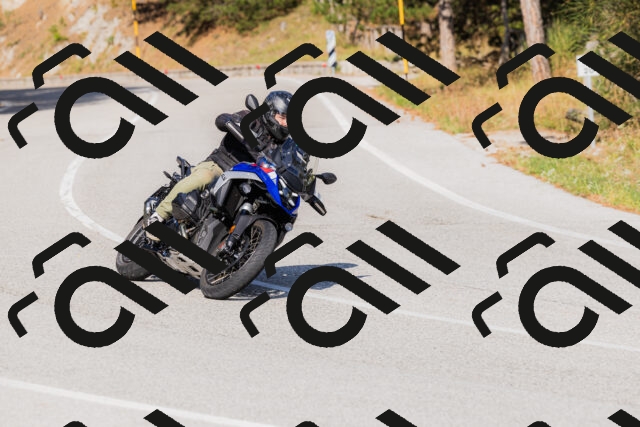 202509131556-_04A9778_c3