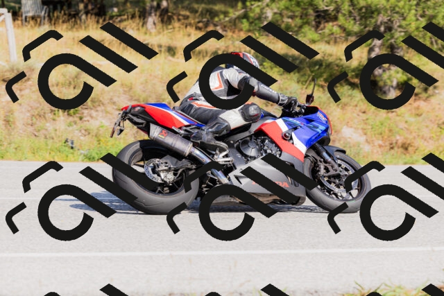 202509131557-_04A9791_c3