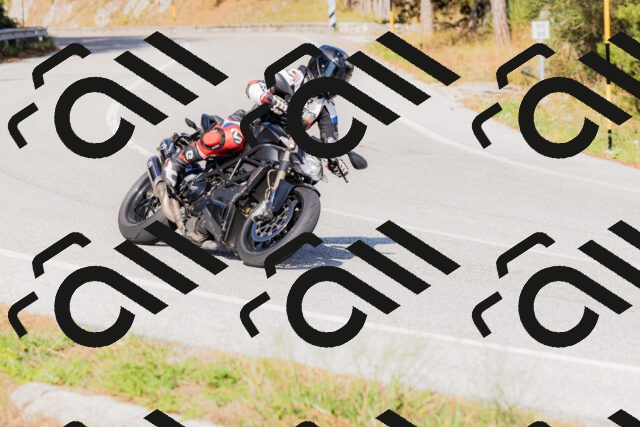 202509131557-_04A9798_c3