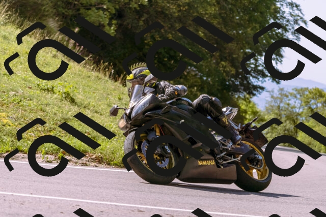 202509131120-_DSC9903_d1_