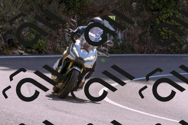 202509131140-_DSC9963_d1_