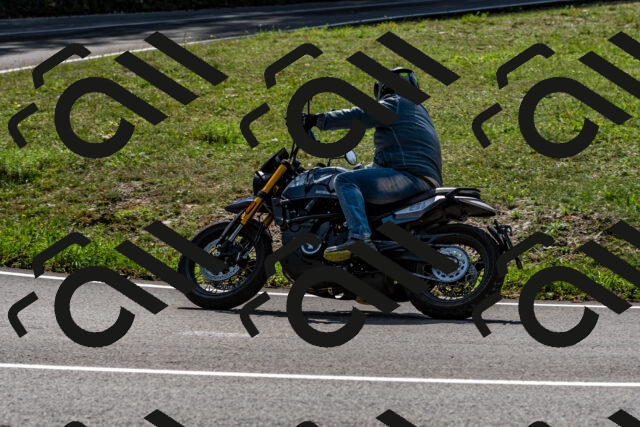 202509131250-DSC_9138_d2_