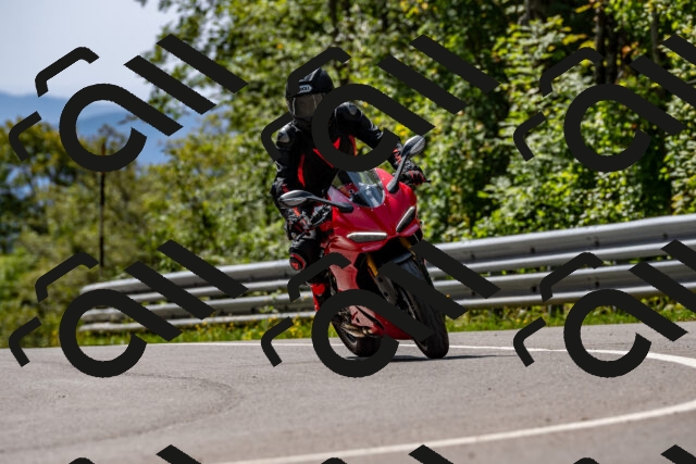 202509131259-DSC_9191_d2_