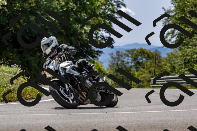 202509131302-DSC_9213_d2_