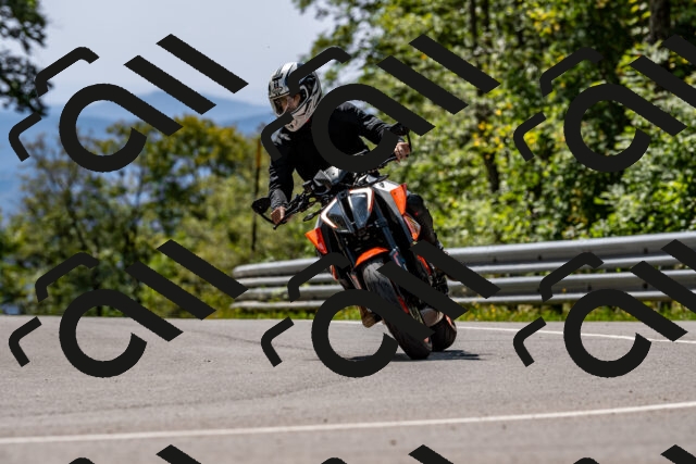 202509131304-DSC_9226_d2_