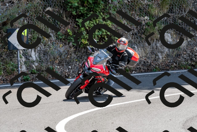 202509131306-DSC_9240_d2_