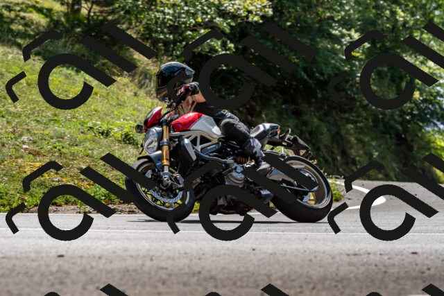 202509131333-DSC_9321_d2_