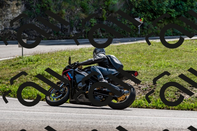 202509131333-DSC_9323_d2_