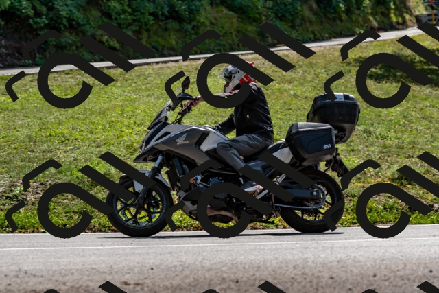 202509131356-DSC_9369_d2_