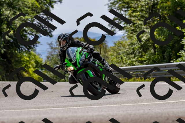 202509131357-DSC_9371_d2_