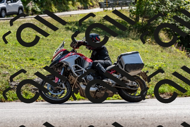 202509131405-DSC_9383_d2_