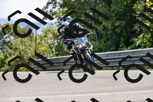 202509131518-DSC_9626_d2_