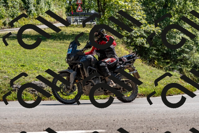 202509131520-DSC_9674_d2_