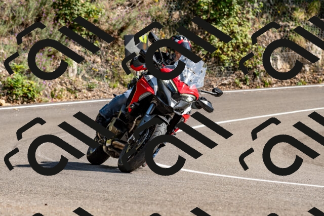 202509131529-DSC_9743_d2_