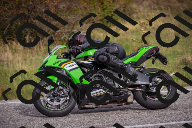 20250914100907-_5005568_am_