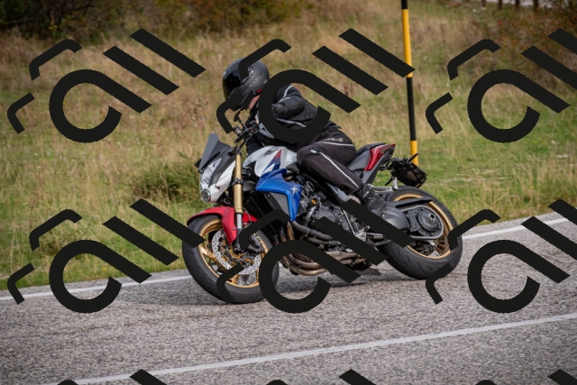 20250914100944-_5005571_am_