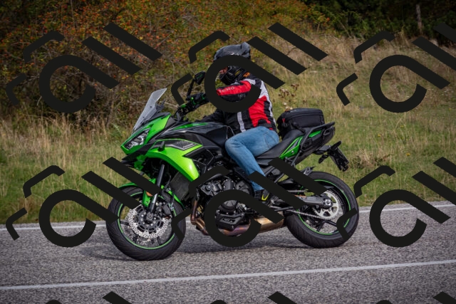 20250914100951-500_6512_am_