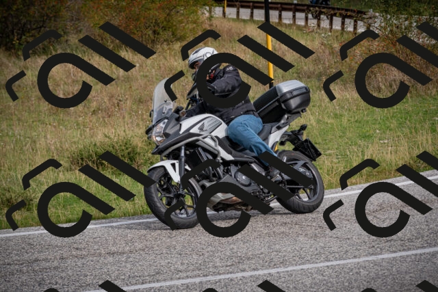 20250914100952-500_6513_am_