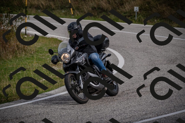 20250914100956-500_6518_am_