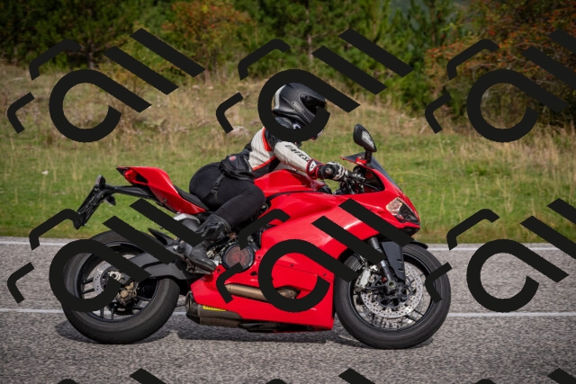 20250914101014-_5005595_am_