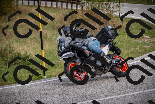 20250914101038-500_6523_am_