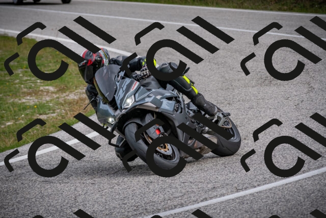 20250914101538-500_6557_am_