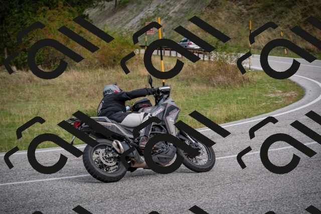 20250914101837-500_6578_am_