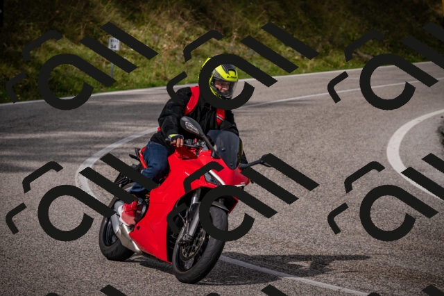 20250914110422-Z62_5524_am_